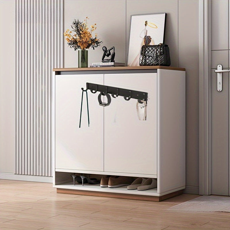 Modern Black Aluminium Wall Mounted Hooks - Perfect for Towels, Coats and Clothes in Your Bathroom!